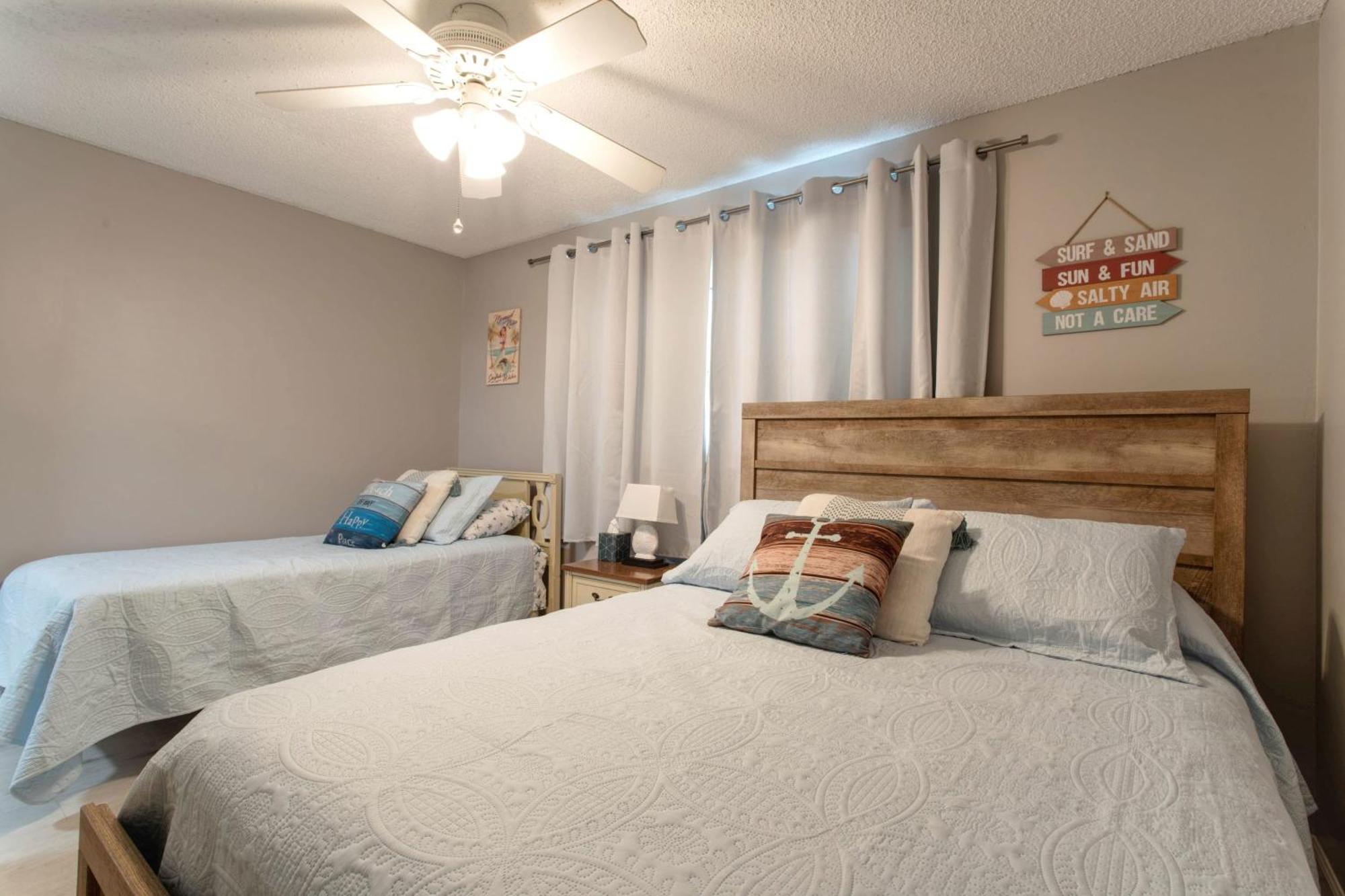 2 Bed 2 Bath Centrally Located On Siesta Key Sarasota Exterior photo