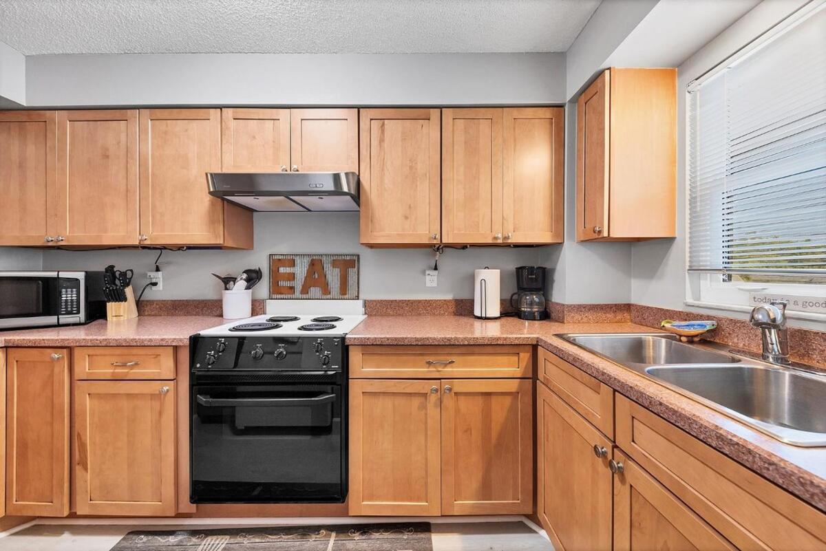 2 Bed 2 Bath Centrally Located On Siesta Key Sarasota Exterior photo