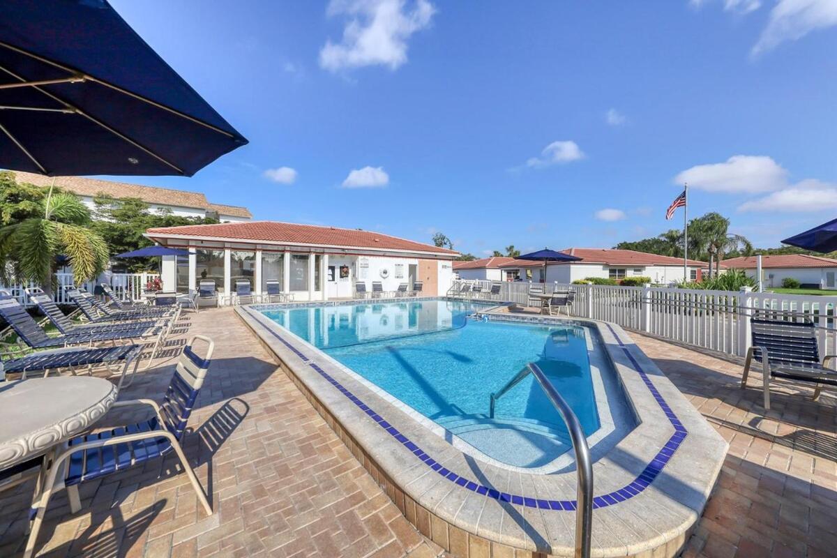2 Bed 2 Bath Centrally Located On Siesta Key Sarasota Exterior photo