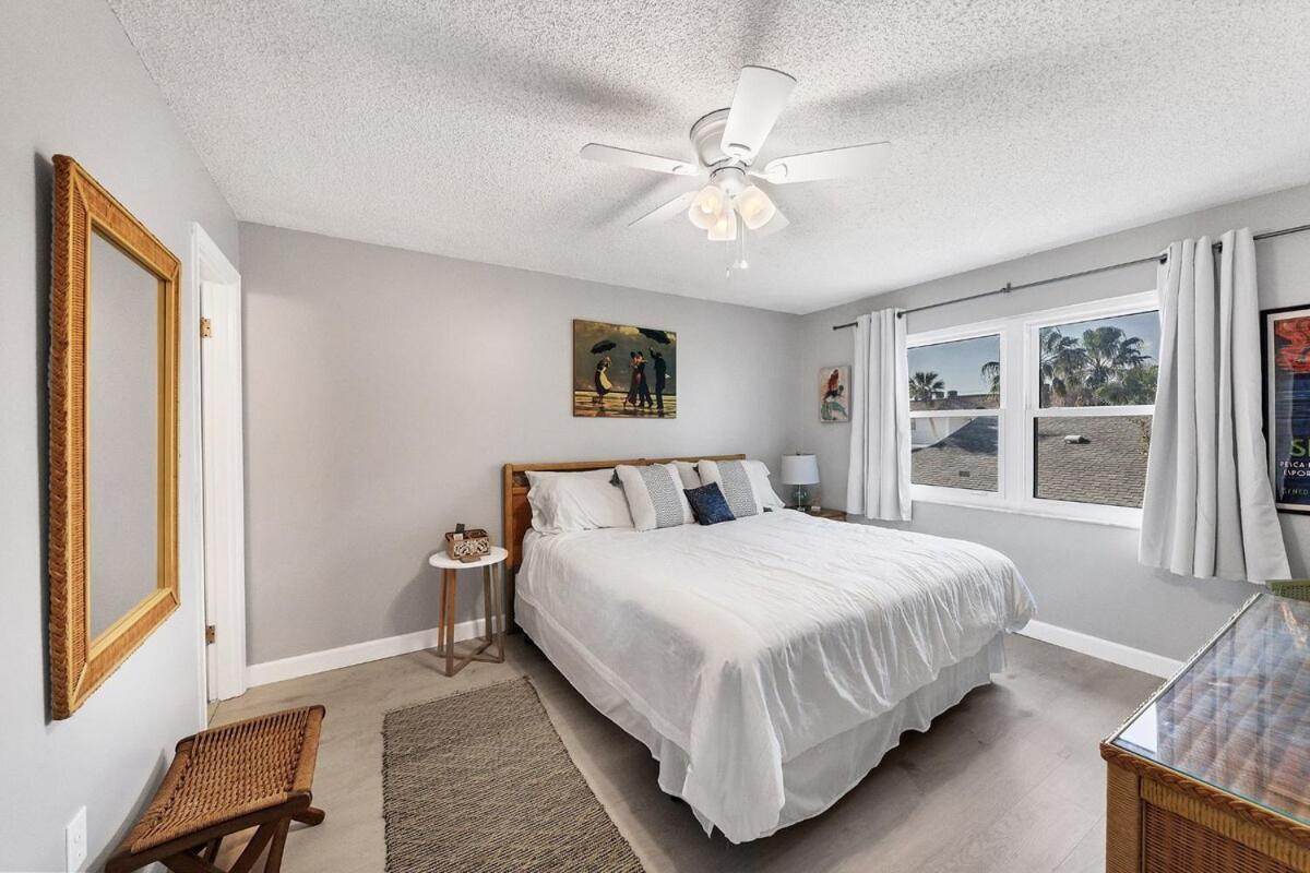 2 Bed 2 Bath Centrally Located On Siesta Key Sarasota Exterior photo
