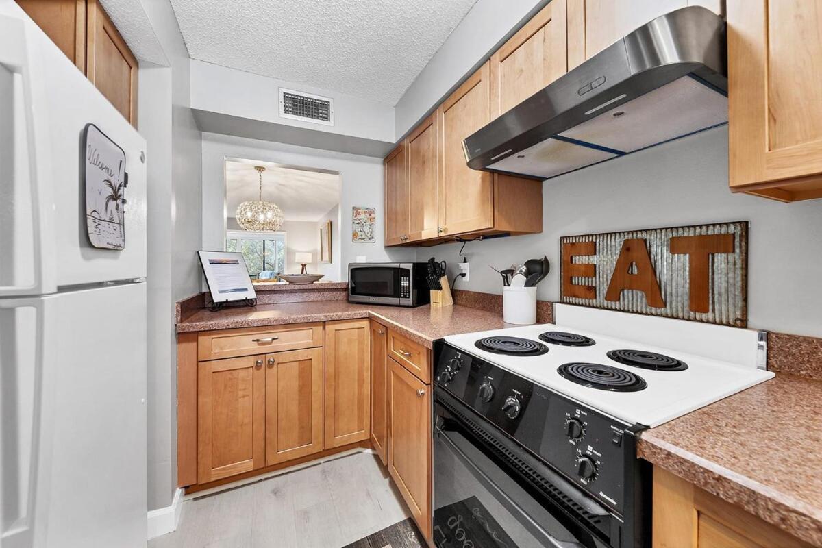2 Bed 2 Bath Centrally Located On Siesta Key Sarasota Exterior photo